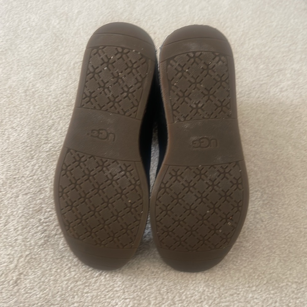 Ugg Bootie - image 5